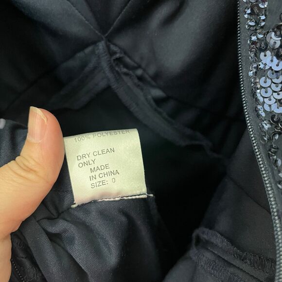 Welcome to my closet! - Picture 9 of 13